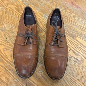 Men’s leather shoe
